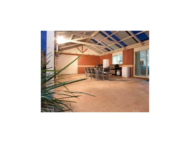 4 Robin Hill Drive, Mornington VIC 3931