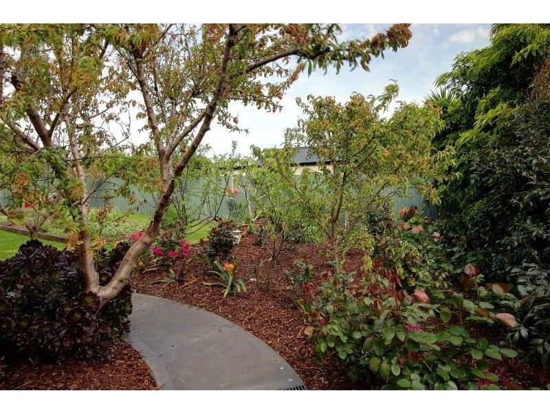 24 Katherine Court, Mornington VIC 3931