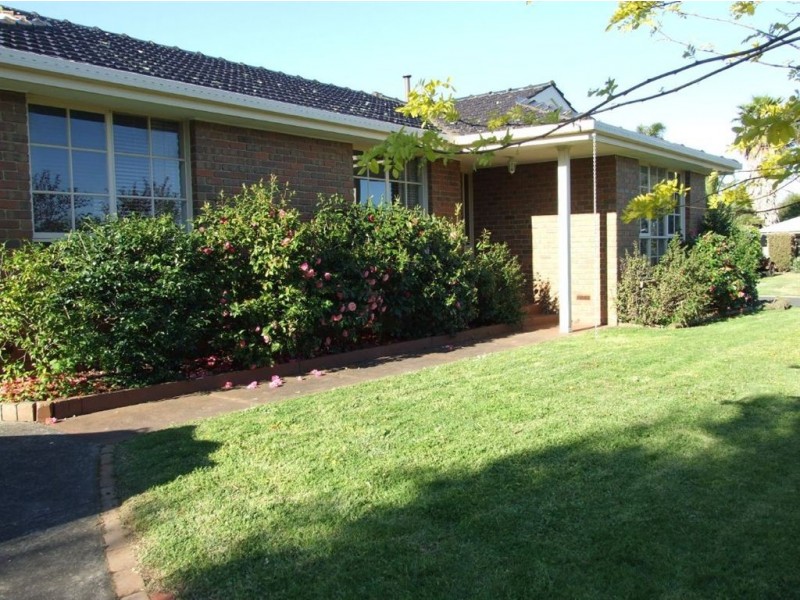 27 Melaleuca, Mount Martha VIC 3934