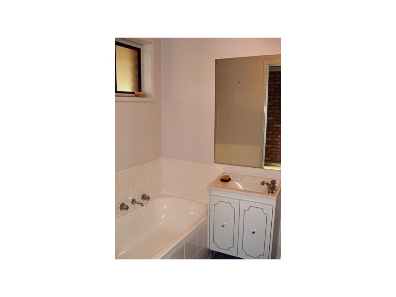 2/11 Pitt Street, Mornington VIC 3931