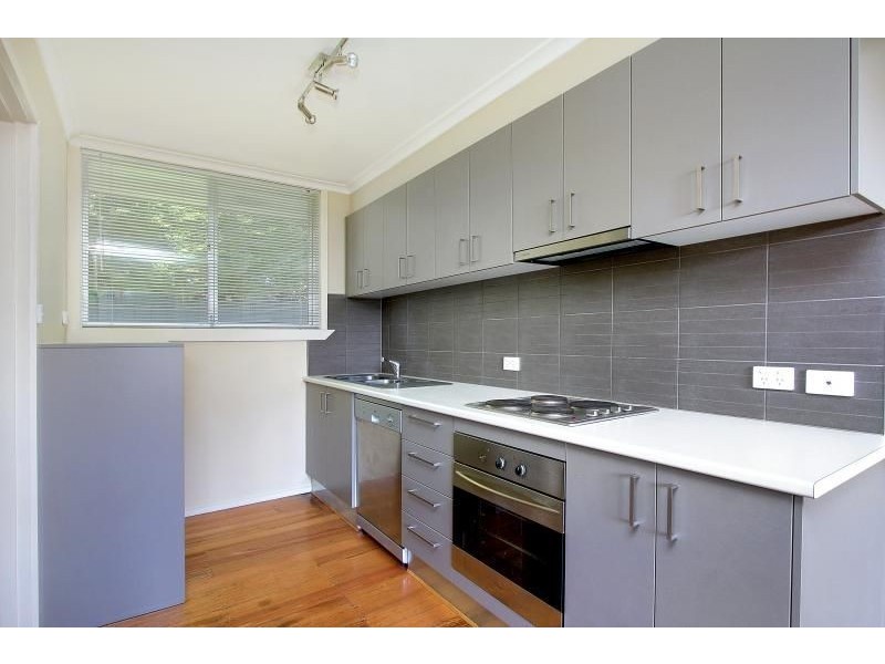 1/13 Seaview Avenue, Mornington VIC 3931