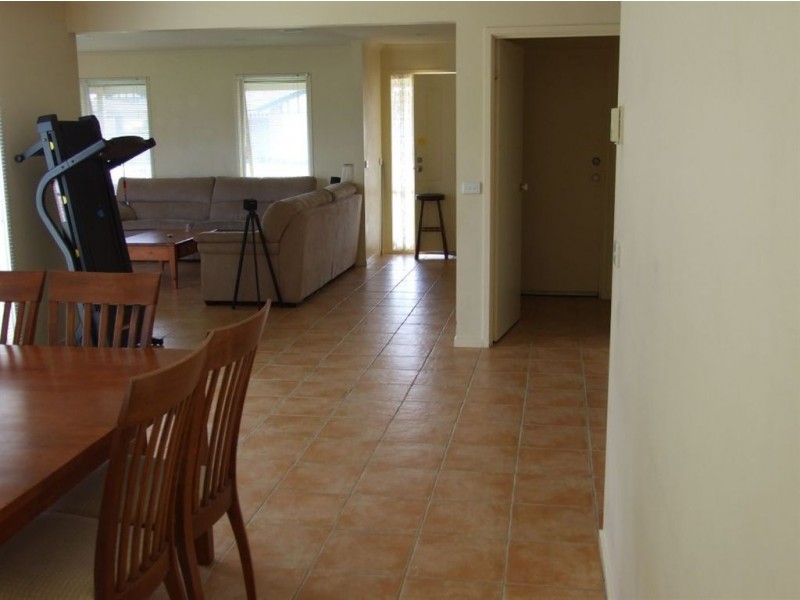 26 Eric Crescent, Mornington VIC 3931