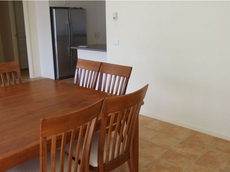 26 Eric Crescent, Mornington VIC 3931