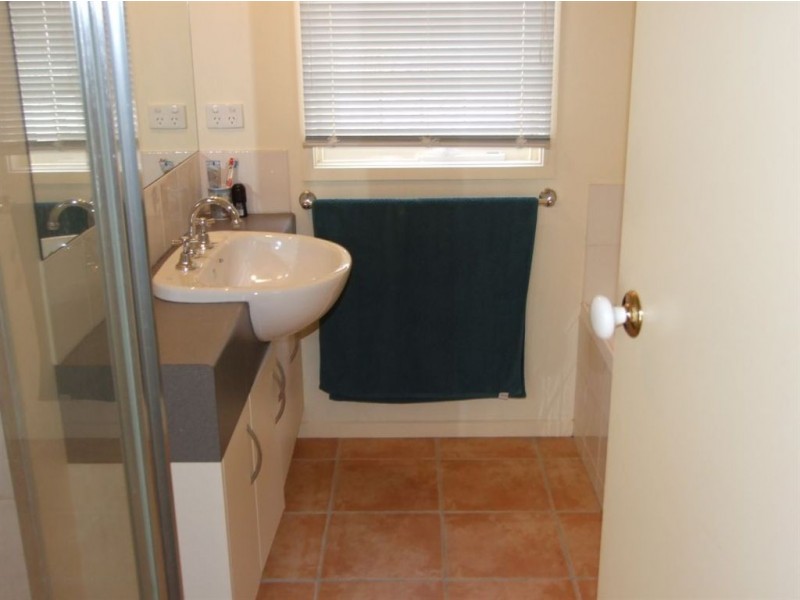 26 Eric Crescent, Mornington VIC 3931