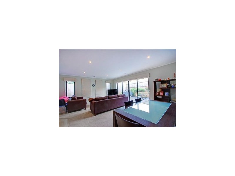 3/60 Mitchell Street, Mornington VIC 3931