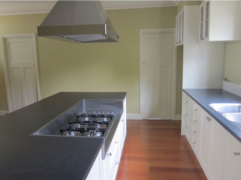 102 Herbert Street, Mornington VIC 3931