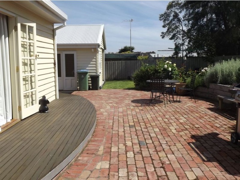 102 Herbert Street, Mornington VIC 3931