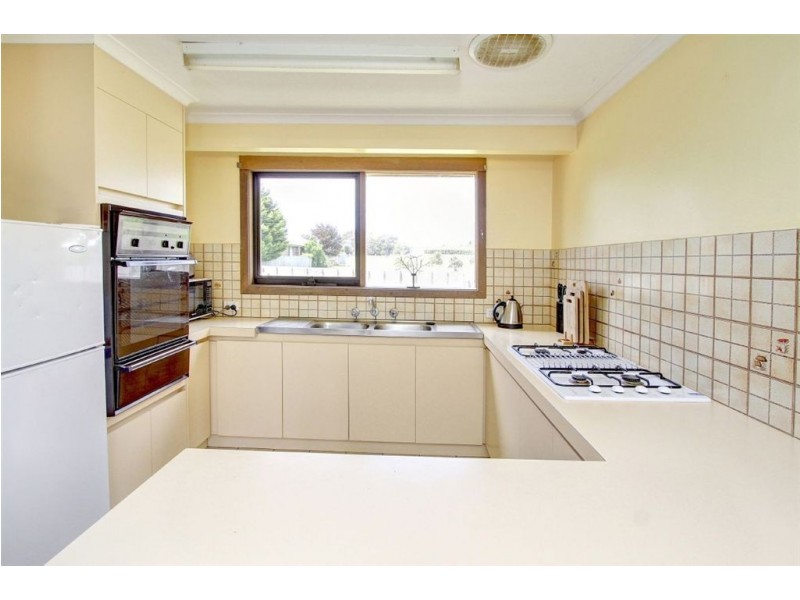 30 Hakea Drive, Mount Martha VIC 3934