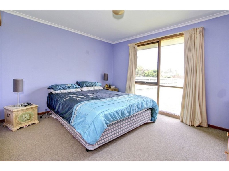 30 Hakea Drive, Mount Martha VIC 3934