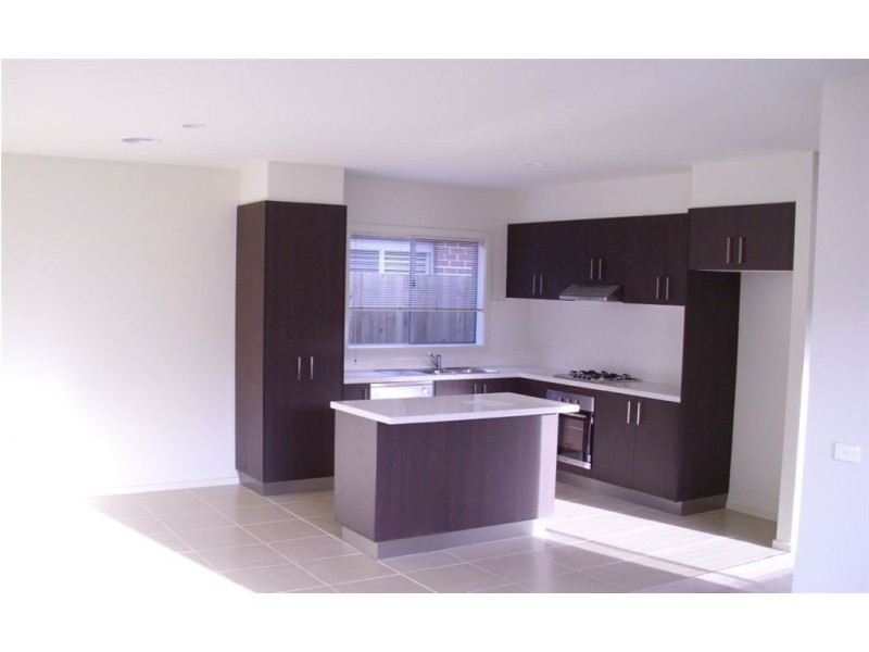 2/22a Green Island Ave, Mount Martha VIC 3934