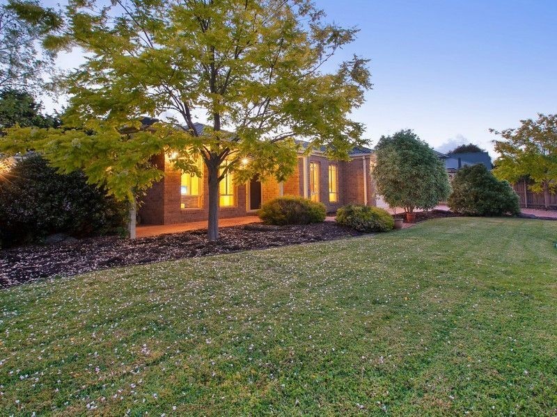 4 Sarshas Way, Mount Martha VIC 3934