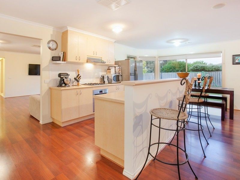 4 Sarshas Way, Mount Martha VIC 3934