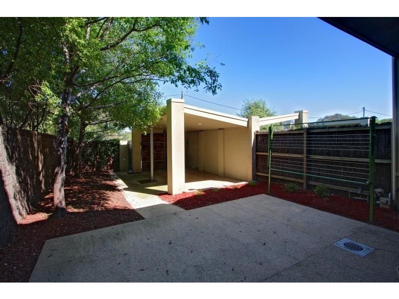 4/29 Seaton Road, Mornington VIC 3931