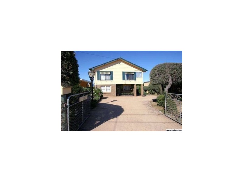 22 Stanley Crescent, Mount Martha VIC 3934