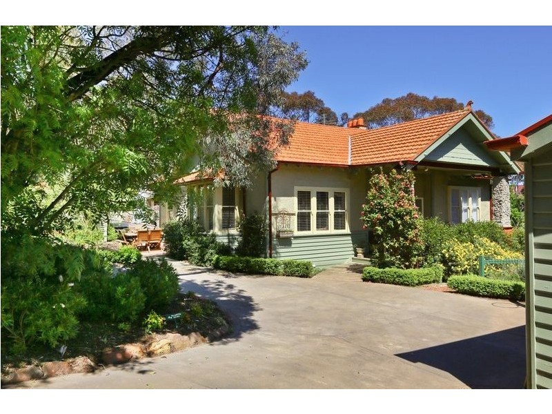 10 Caldwell Street, Mornington VIC 3931