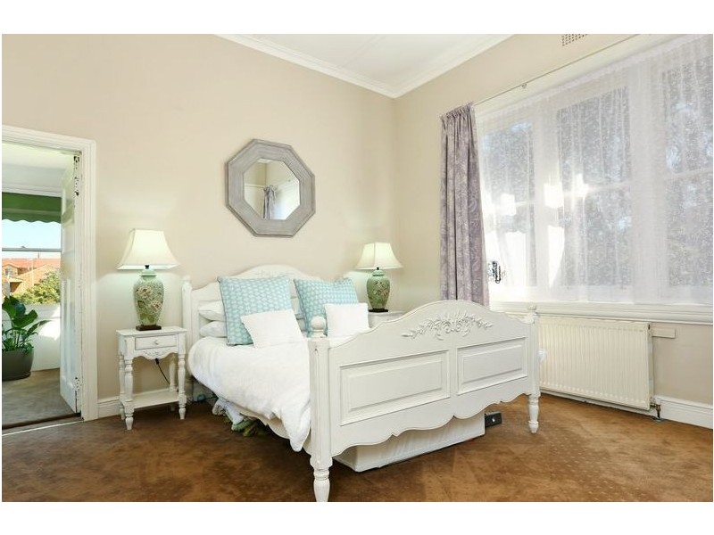 10 Caldwell Street, Mornington VIC 3931