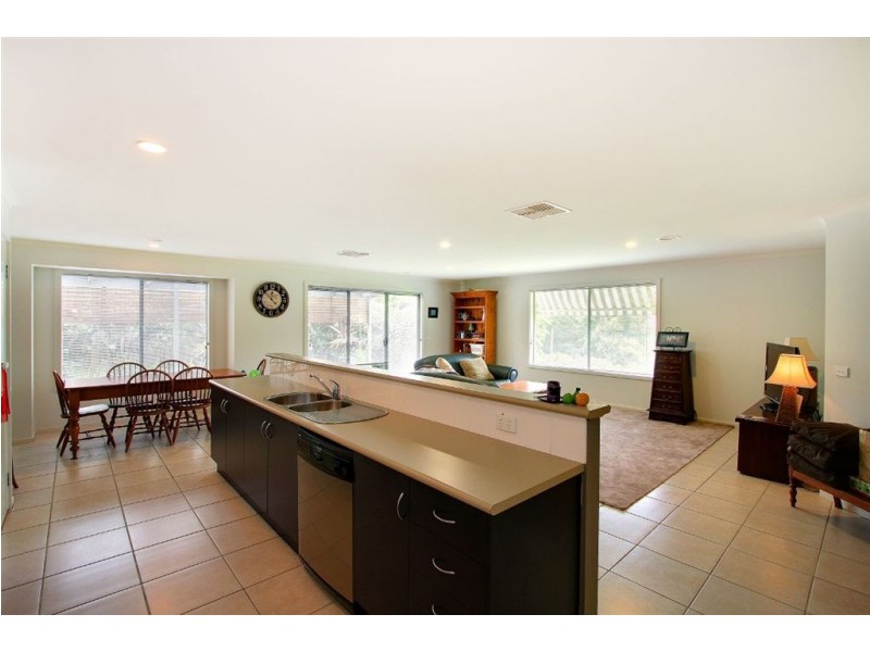 2 Steedman Drive, Mornington VIC 3931