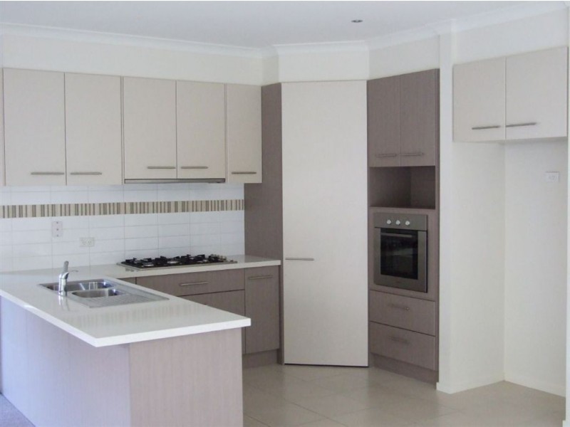 6/43 Van Ness Ave, Mornington VIC 3931