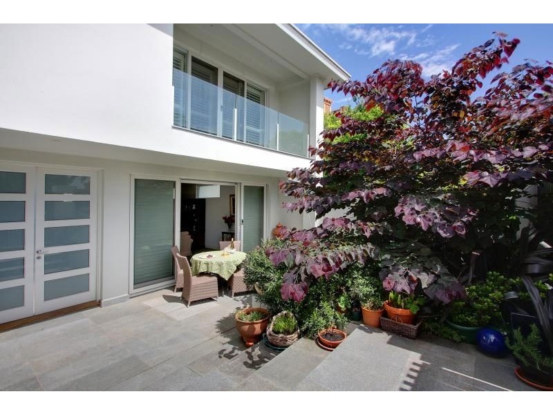 8/14 Tanti Avenue, Mornington VIC 3931