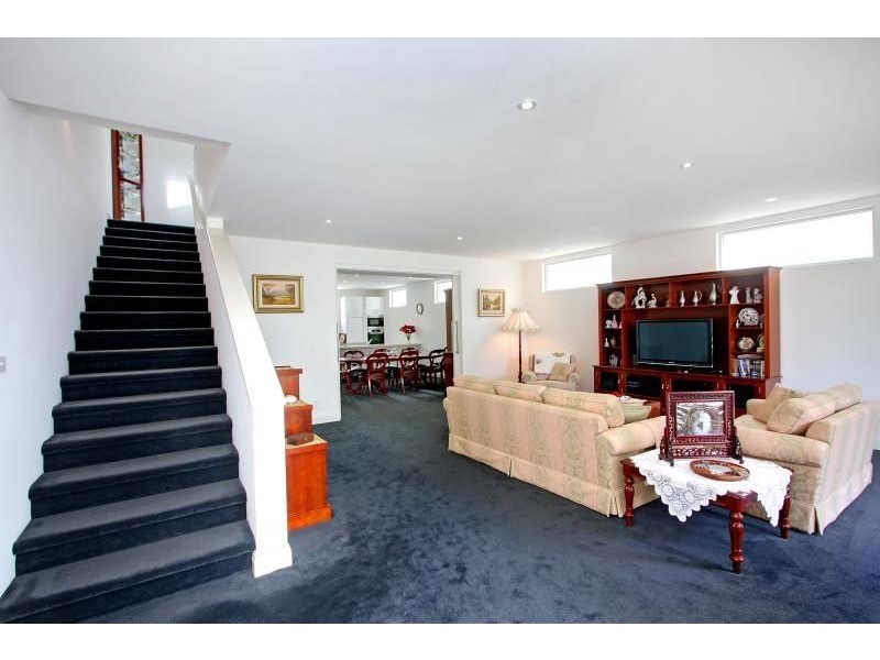 8/14 Tanti Avenue, Mornington VIC 3931