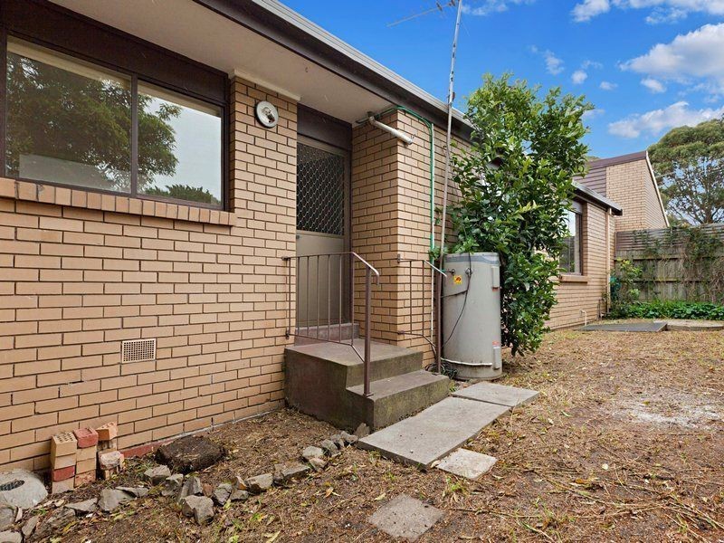2/28 Lucerne Ave, Mornington VIC 3931