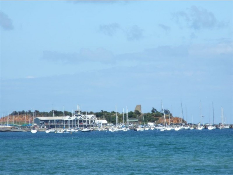 97 Mills Beach, Mornington VIC 3931