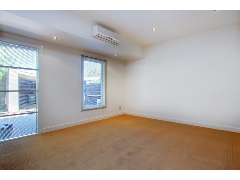 4/29 Seaton Road, Mornington VIC 3931