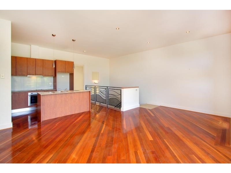 4/29 Seaton Road, Mornington VIC 3931