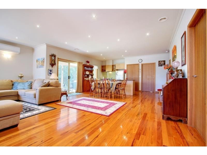 6/7 Mornington-Tyabb Road, Tyabb VIC 3913