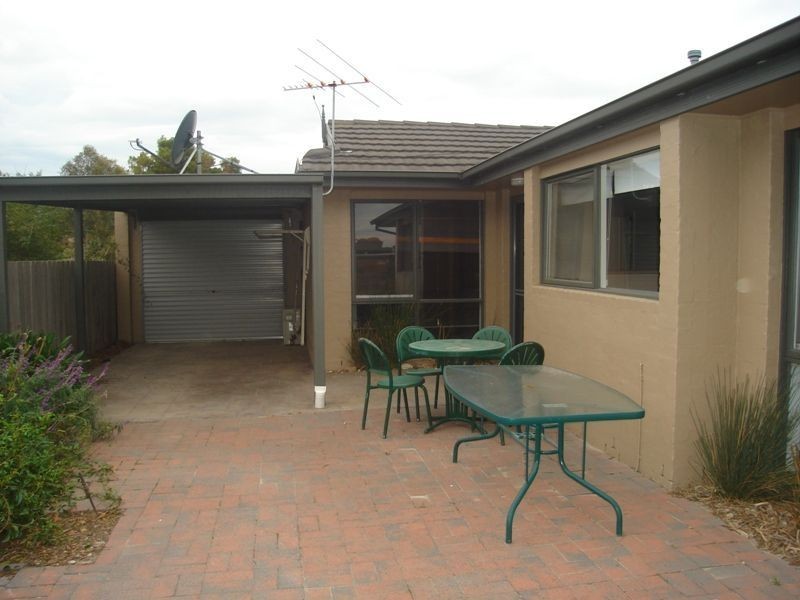 24 Acacia, Mount Martha VIC 3934