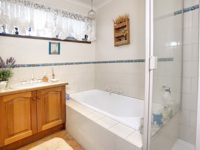 9 Layton Crescent, Mount Martha VIC 3934