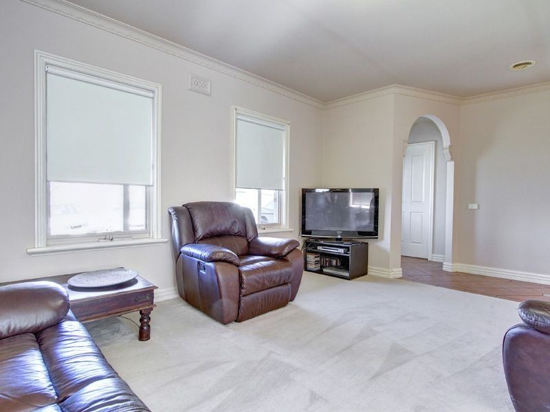 11 Piping Lane, Mount Martha VIC 3934