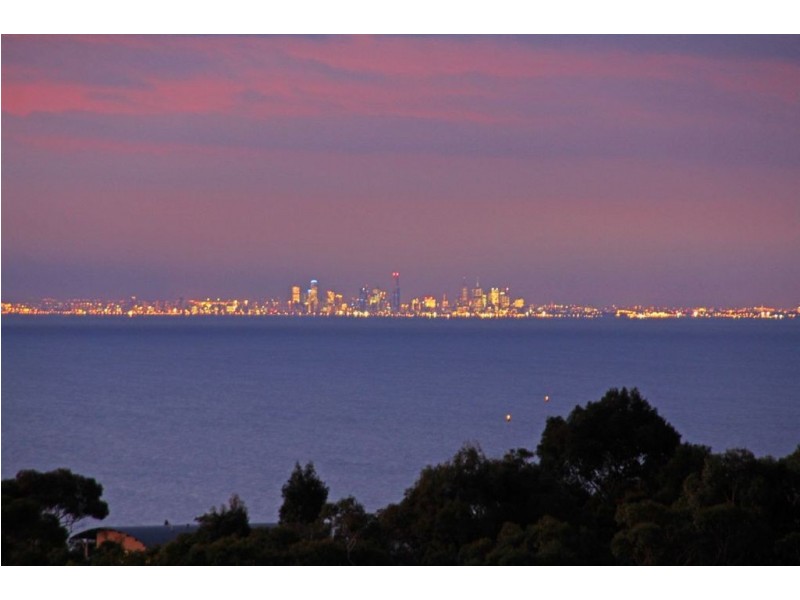 12 Clearwater Close, Mount Martha VIC 3934