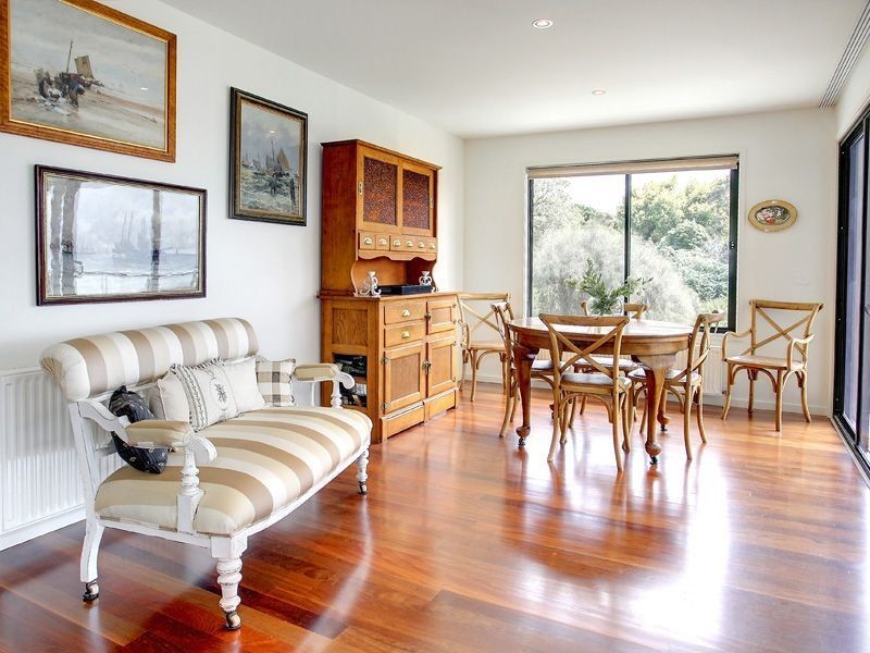 16 Kilburn Grove, Mount Martha VIC 3934