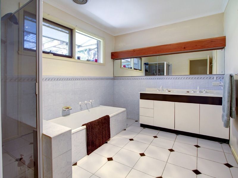 62 Hopetoun Avenue, Mount Martha VIC 3934