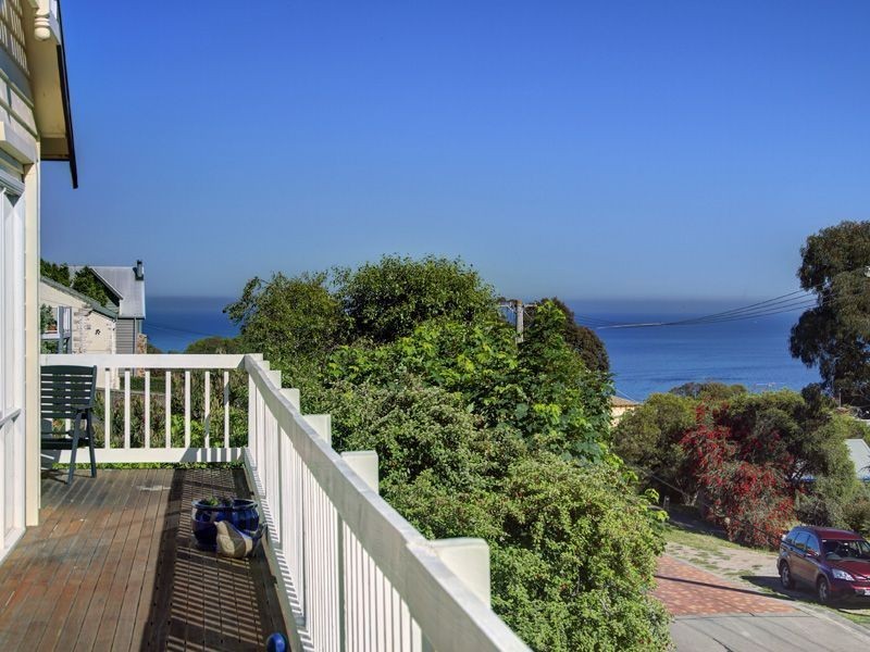 9 Asquith Avenue, Mount Martha VIC 3934