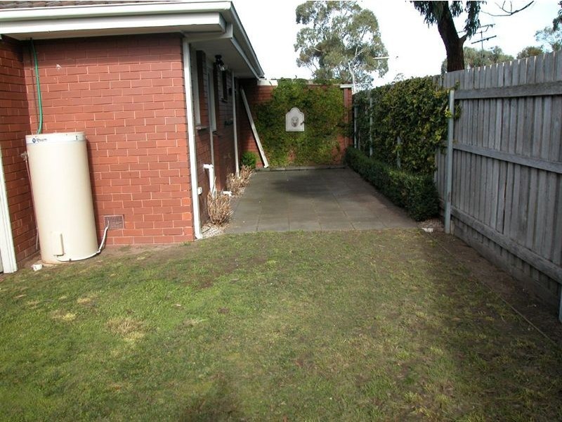 4/9 Leicester Avenue, Mount Eliza VIC 3930