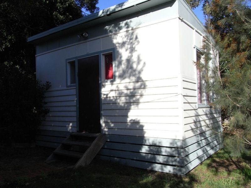 65 Kunyung Rd, Mount Eliza VIC 3930