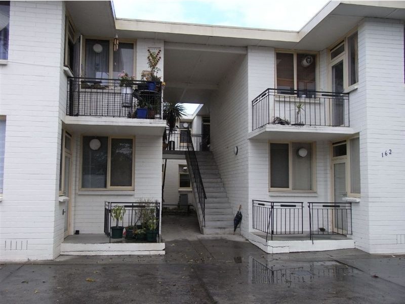 2/162 Canadian Bay Road, Mount Eliza VIC 3930