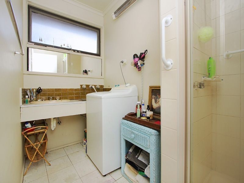 2/6 Coonara Avenue, Mount Eliza VIC 3930