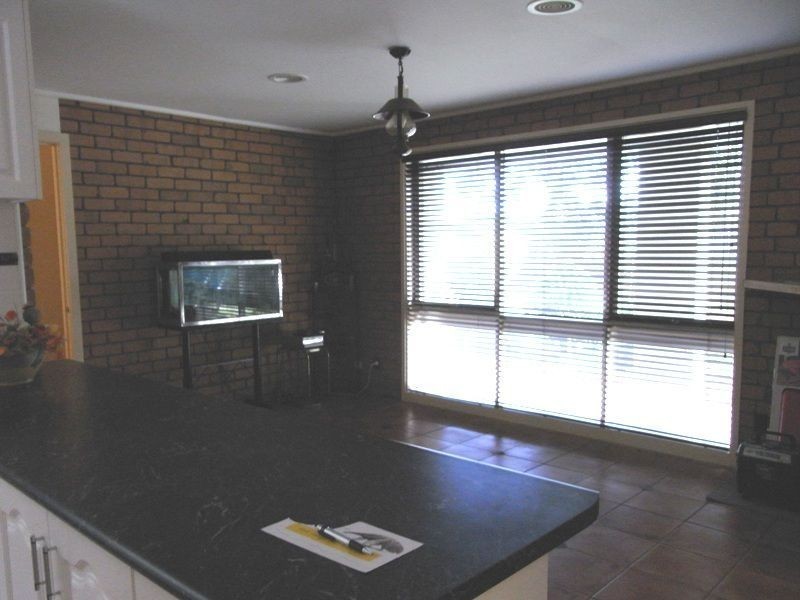 10 Yewers Avenue, Mount Eliza VIC 3930