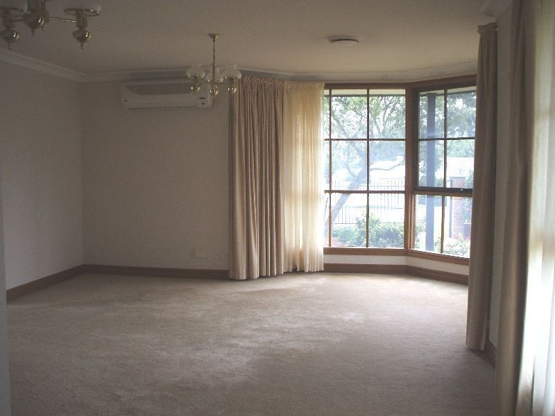 6 OLD MORNINGTON ROAD, Mount Eliza VIC 3930