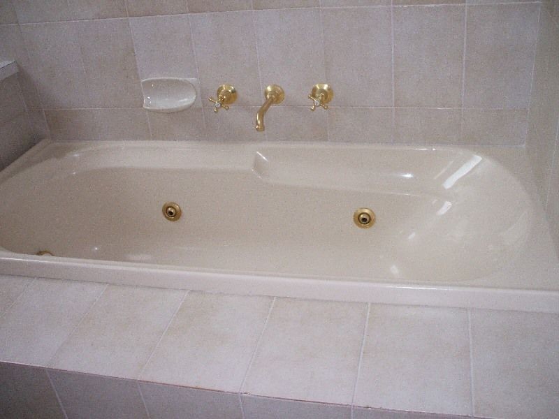 6 OLD MORNINGTON ROAD, Mount Eliza VIC 3930