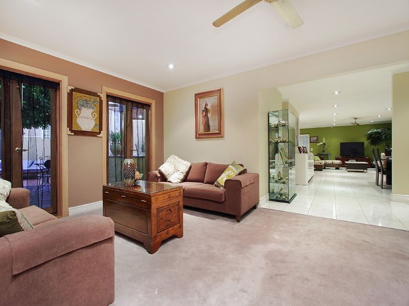 54 Millbank Drive, Mount Eliza VIC 3930 the real estate agency