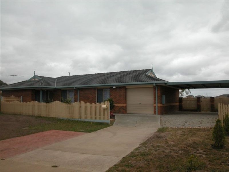 11 MARINO COURT, Mornington VIC 3931