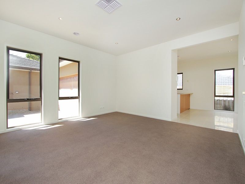 3/34 Colstan Court, Mount Eliza VIC 3930