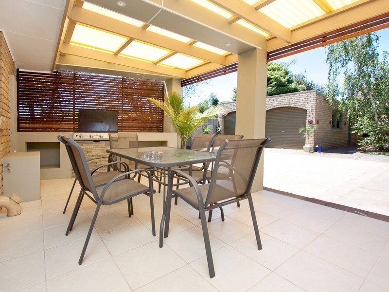 77 Rutland Avenue, Mount Eliza VIC 3930