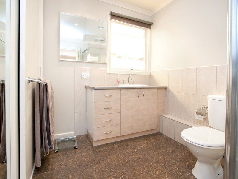 77 Rutland Avenue, Mount Eliza VIC 3930