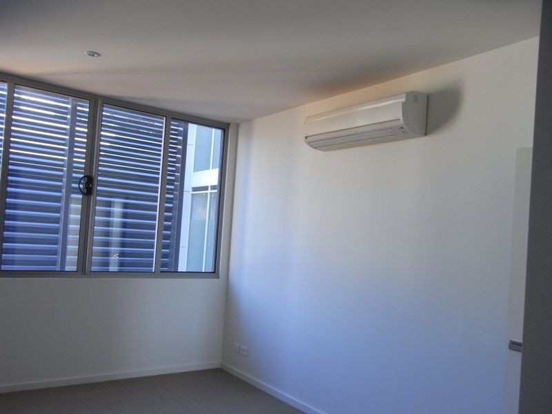 16/2 ROSS STREET, Mornington VIC 3931