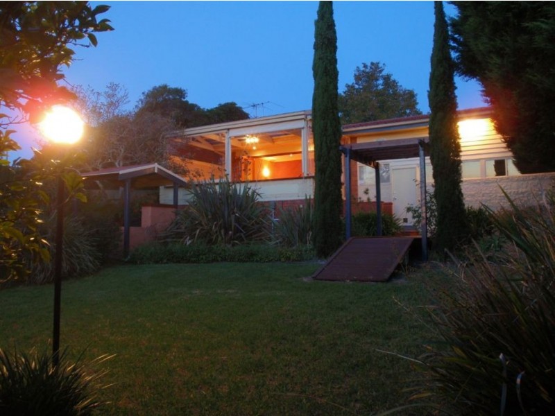 21 Mccomb Blv, Frankston South VIC 3199